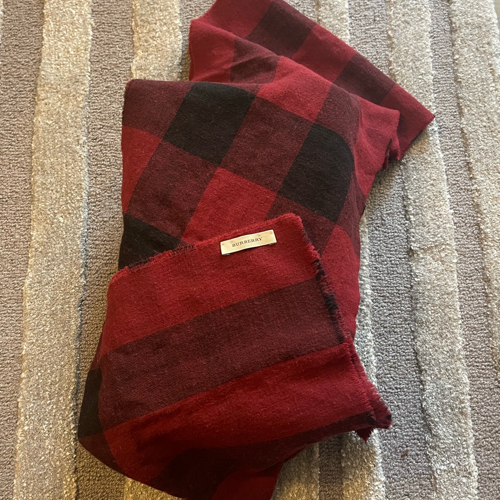 Like New Burberry Wool Red Check Scarf